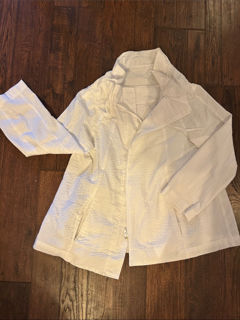 Lightweight White Women's Seersucker Jacket